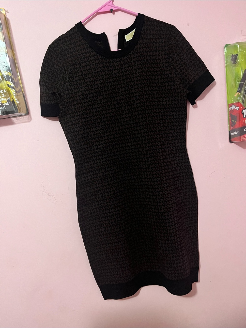 ⭐️Michael Kors Black Textured Short-Sleeve Sheath Dress